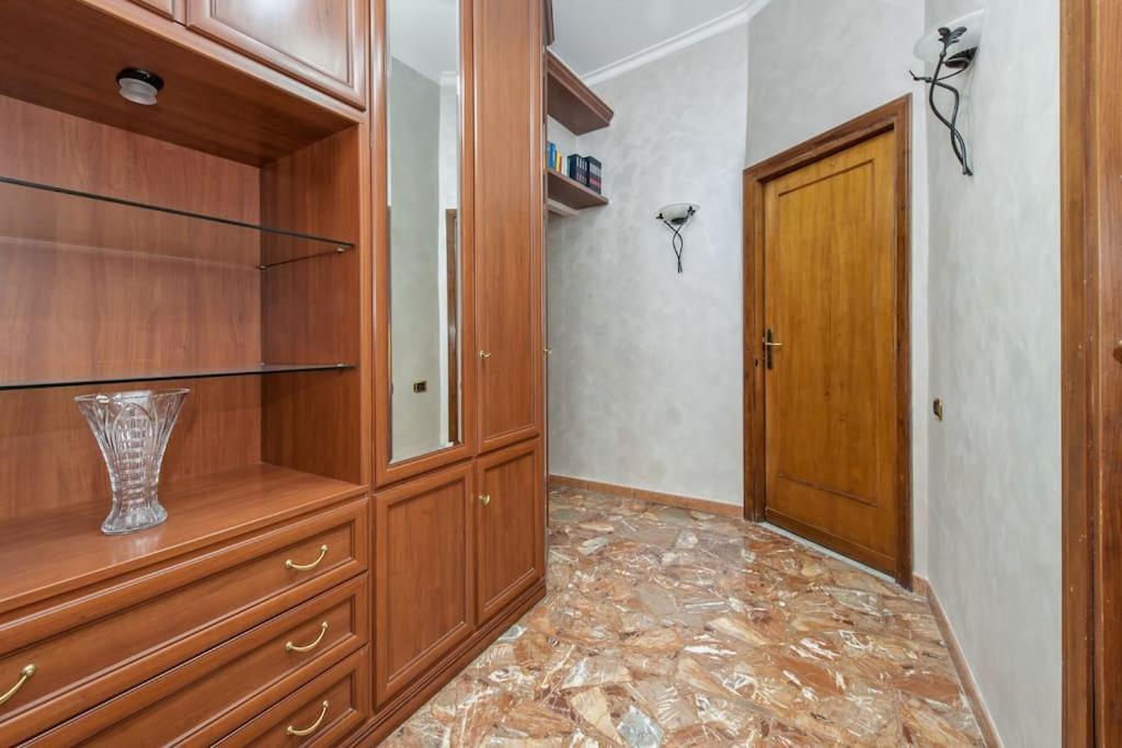 Domus Patrizia Romana 6 Persone Екстер'єр фото
