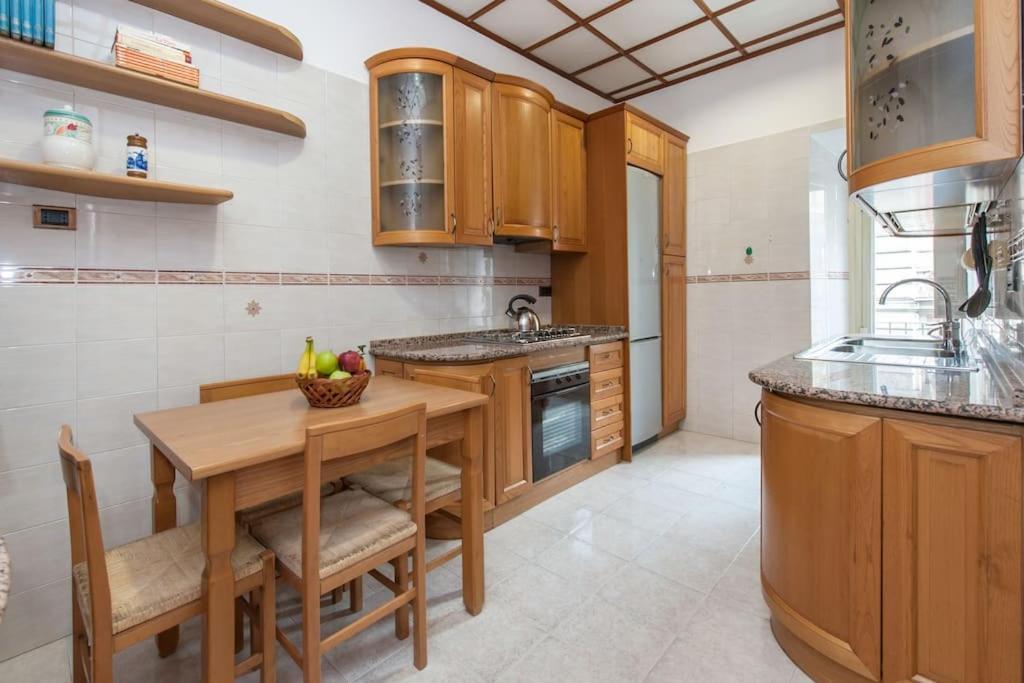 Domus Patrizia Romana 6 Persone Екстер'єр фото